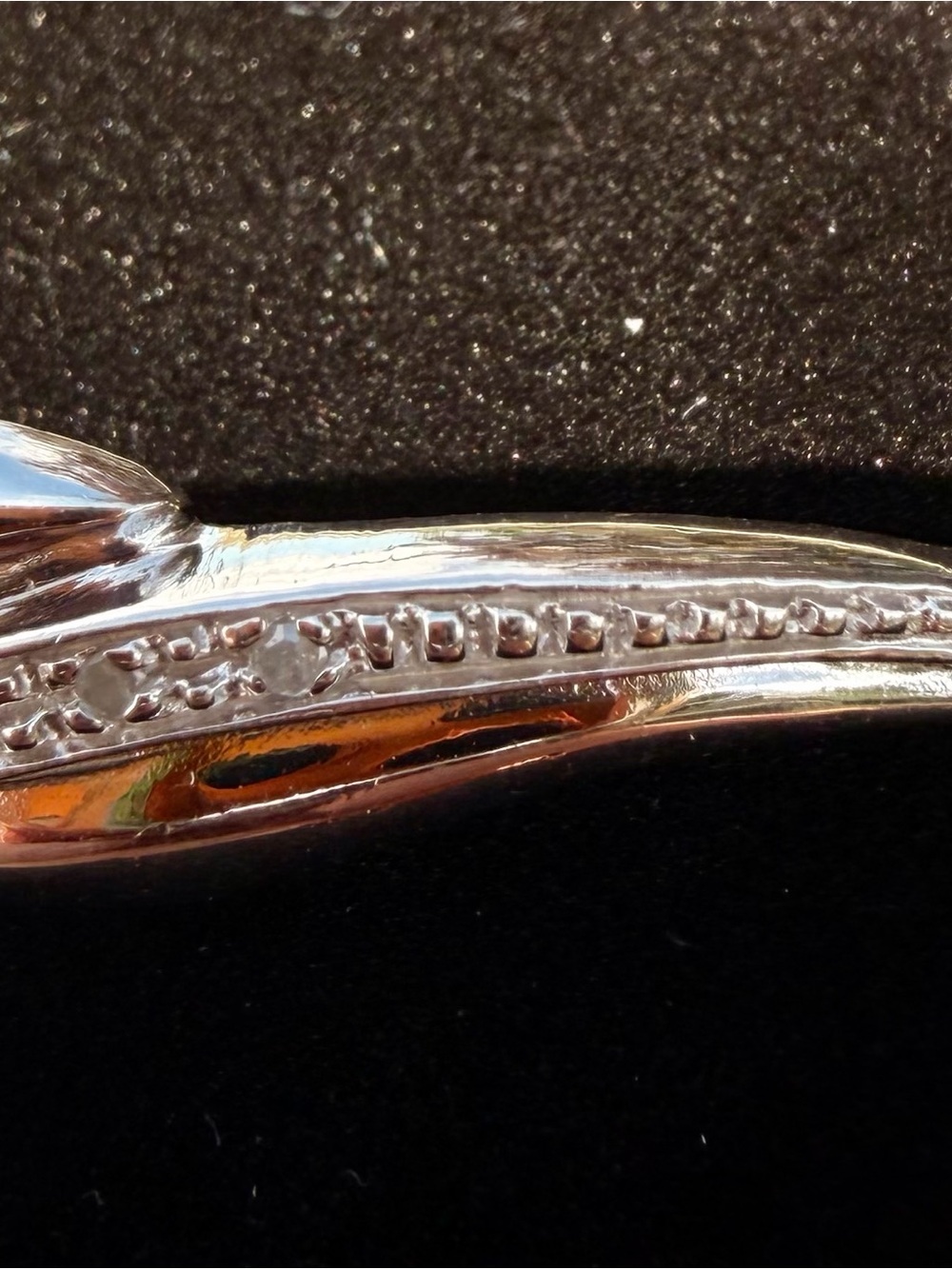 Diamond Wave Bracelet 0.05 CTW Rhodium Sterling Silver 7.5β - Picture 6 of 9